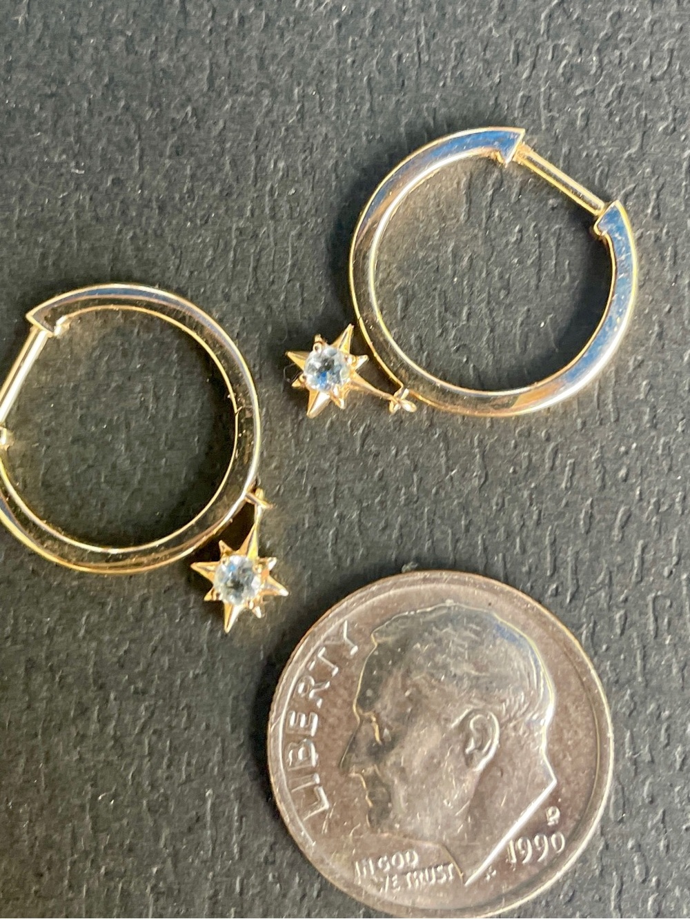 Juliette Maison Natural Aquamarine
Starburst Drop Earrings 10K Genuine Gold.